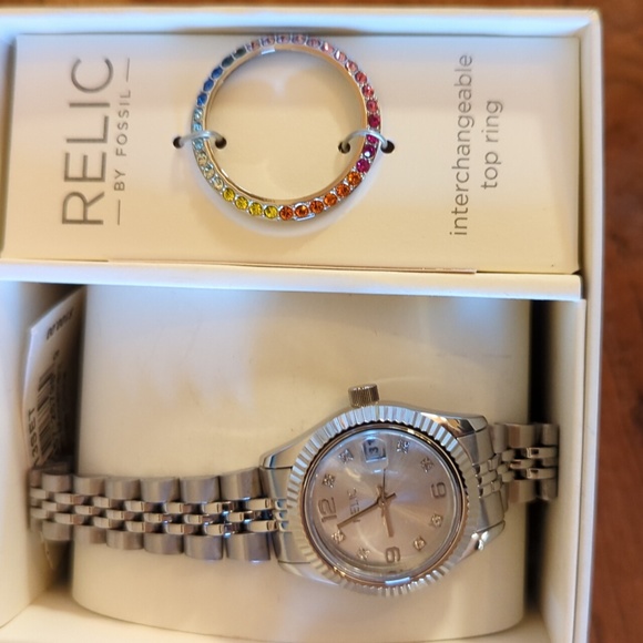 Relic by Fossil ladies watch - Picture 2 of 3
